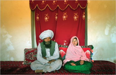 Yémen: mariée à 8 ans, elle meurt lors de sa nuit de noces. Yémen: mariée à 8 ans, elle meurt lors de sa nuit de noces.